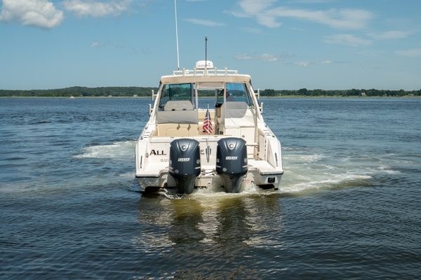 All Square  32ft Pursuit Yacht For Sale