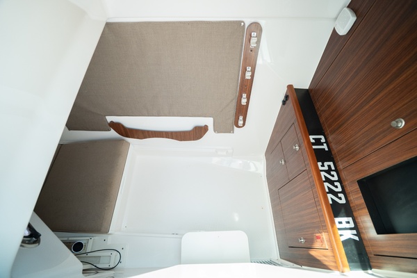 All Square  32ft Pursuit Yacht For Sale