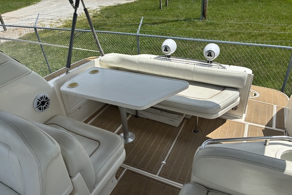 29ft Sea Ray Yacht For Sale