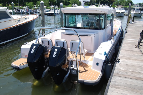 37ft Axopar Yacht For Sale