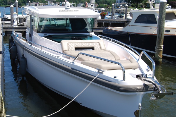 37ft Axopar Yacht For Sale