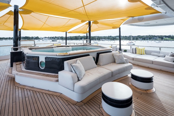 Sun Deck Whirlpool Looking Aft To Port 