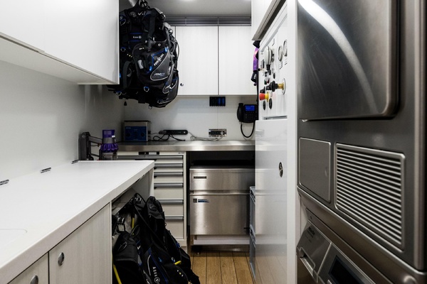Lower Deck Laundry And Dive Room