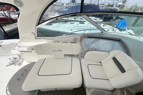 50ft Sea Ray Yacht For Sale