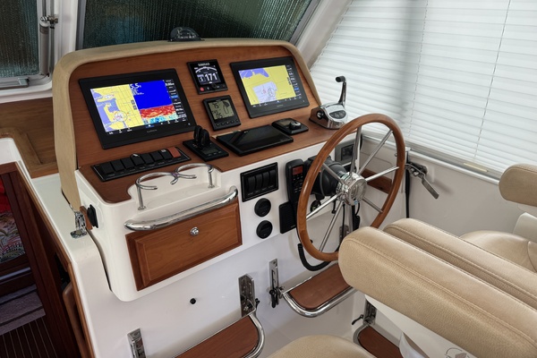 Sea Fantasy 41ft Back Cove Yacht For Sale