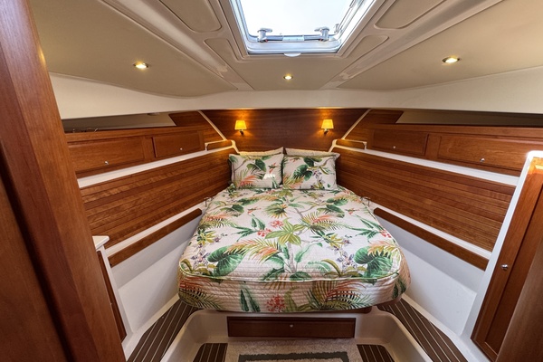 Sea Fantasy 41ft Back Cove Yacht For Sale