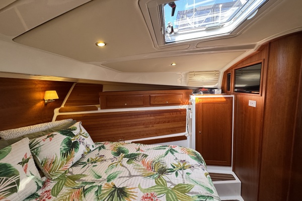 Sea Fantasy 41ft Back Cove Yacht For Sale