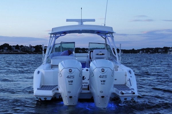2023 Cobia 33