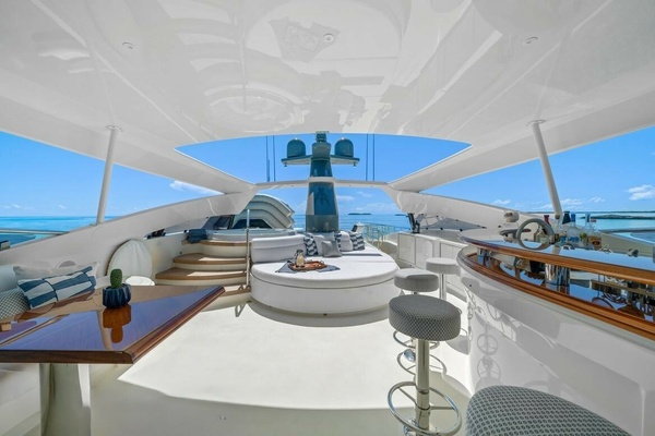 123ft Palmer Johnson Yacht For Sale