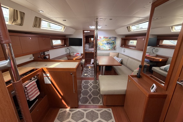 Breeze 41ft Beneteau Yacht For Sale