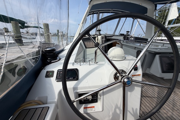 Breeze 41ft Beneteau Yacht For Sale