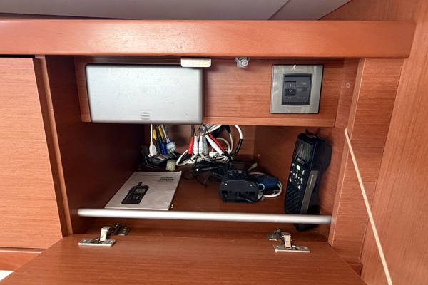 Breeze 41ft Beneteau Yacht For Sale
