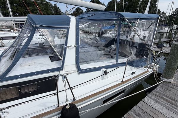 Breeze 41ft Beneteau Yacht For Sale