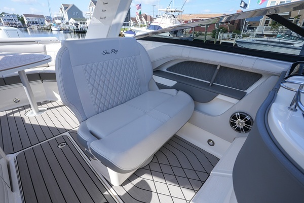 2024 Sea Ray 31