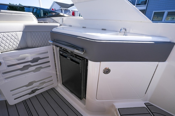 2024 Sea Ray 31