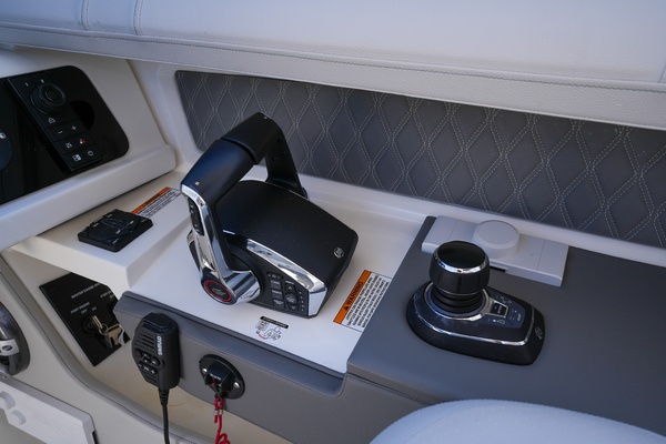 31ft Sea Ray Yacht For Sale