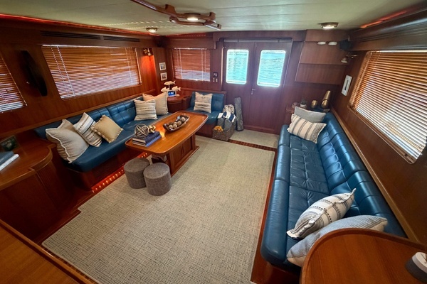 Photo of the 2006 Marlow Explorer 53C "MAYONE"