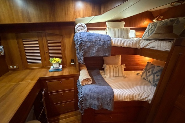 2006 Marlow 53
