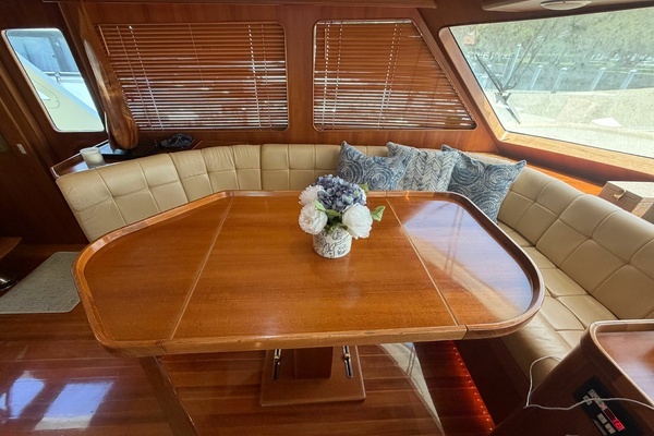 2006 Marlow 53