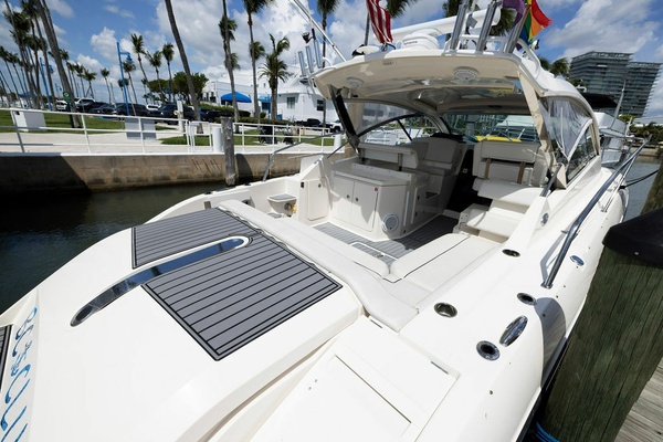 BC Club 41ft Pursuit Yacht For Sale
