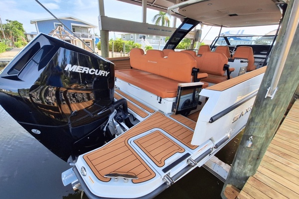 32ft Saxdor Yacht For Sale
