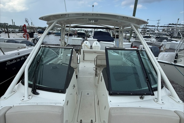 27ft Boston Whaler Yacht For Sale
