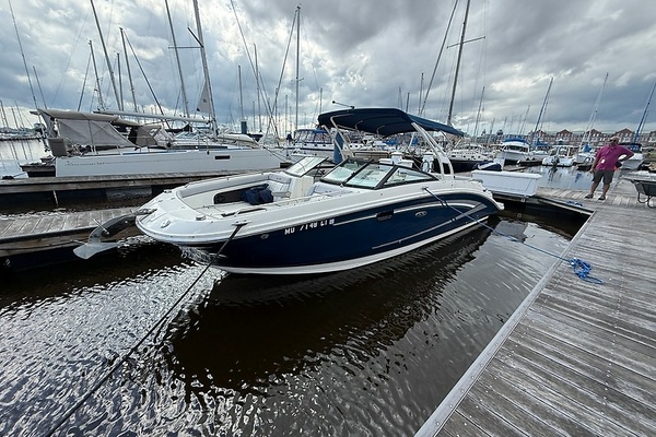 27ft Sea Ray Yacht For Sale