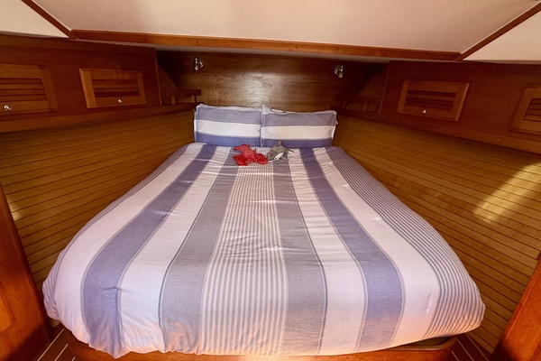 Talivia III 38ft Sabre Yacht For Sale