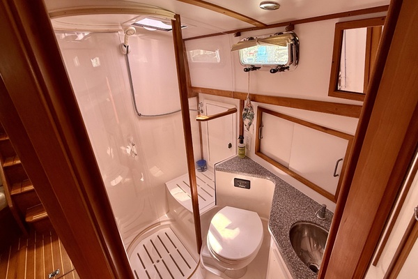 Talivia III 38ft Sabre Yacht For Sale