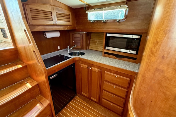 Talivia III 38ft Sabre Yacht For Sale
