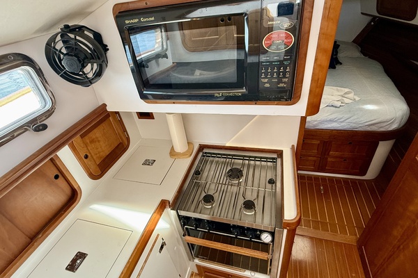 34ft Legacy Yacht For Sale