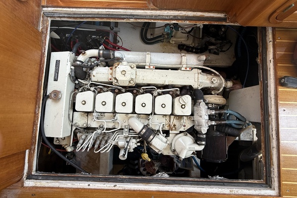 34ft Legacy Yacht For Sale