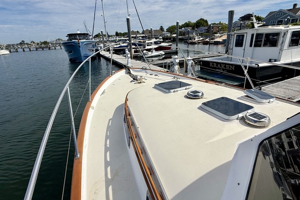 34ft Legacy Yacht For Sale