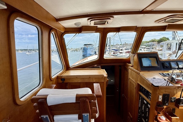 34ft Legacy Yacht For Sale