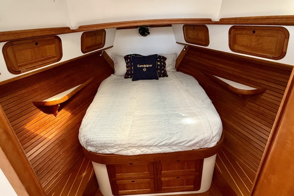34ft Legacy Yacht For Sale