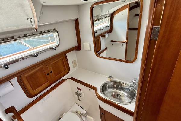 34ft Legacy Yacht For Sale