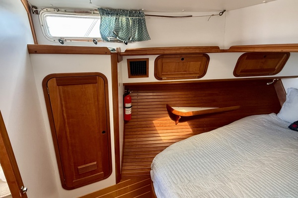 34ft Legacy Yacht For Sale