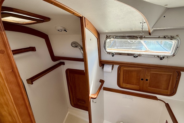 34ft Legacy Yacht For Sale