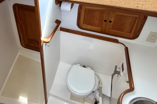 34ft Legacy Yacht For Sale