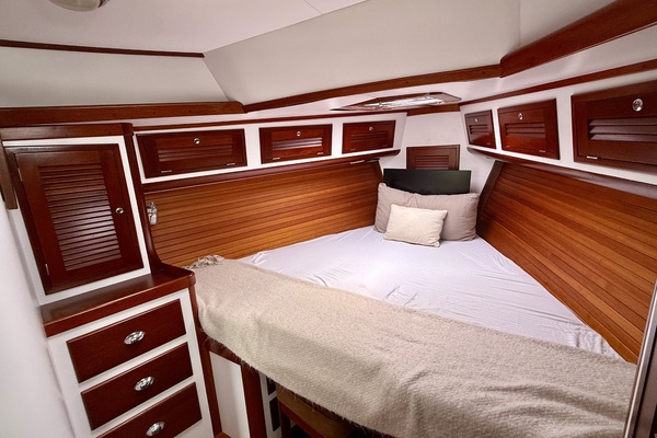 Jeanne 50ft Bruckmann Yacht For Sale