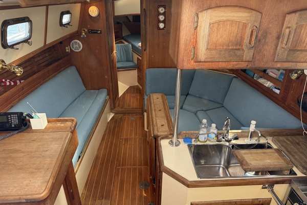 Elation 37ft Pacific Seacraft Yacht For Sale