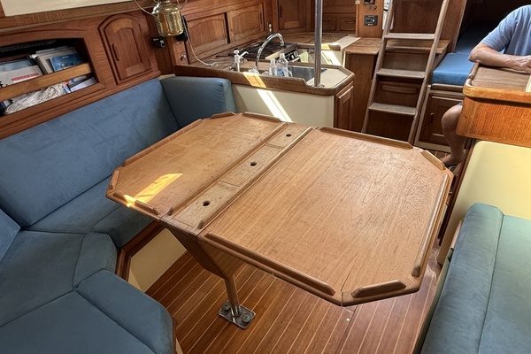 Elation 37ft Pacific Seacraft Yacht For Sale