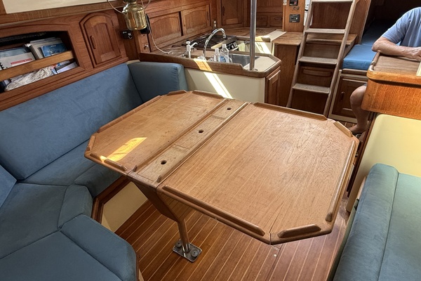 Elation 37ft Pacific Seacraft Yacht For Sale