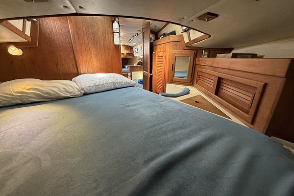 Elation 37ft Pacific Seacraft Yacht For Sale