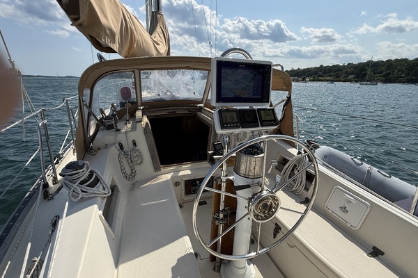 Elation 37ft Pacific Seacraft Yacht For Sale