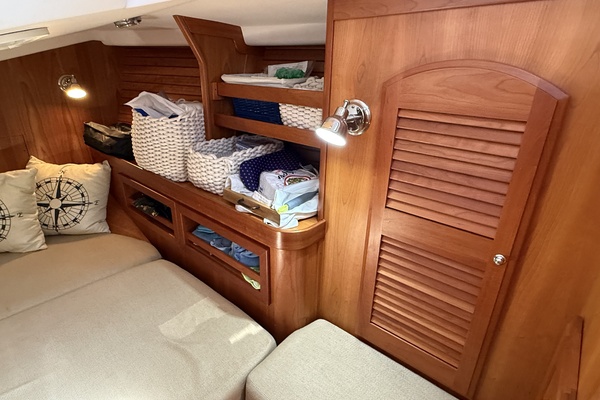 First Sight 38ft Sabre Yacht For Sale