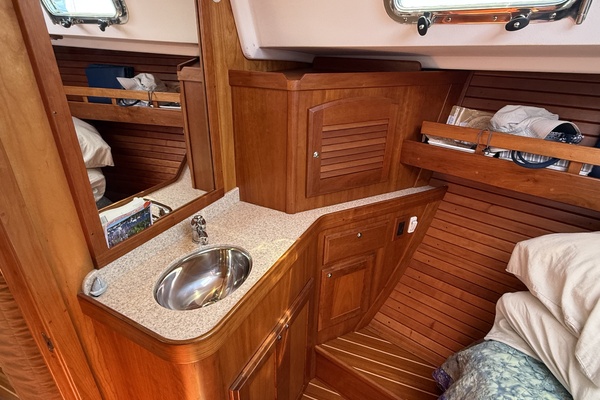 First Sight 38ft Sabre Yacht For Sale