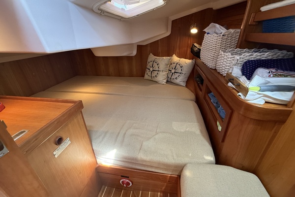 First Sight 38ft Sabre Yacht For Sale