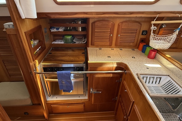 First Sight 38ft Sabre Yacht For Sale