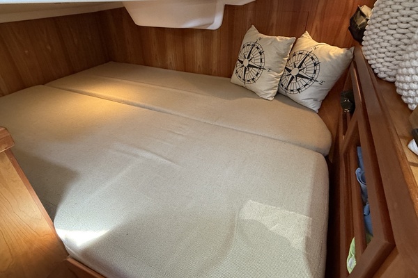 First Sight 38ft Sabre Yacht For Sale